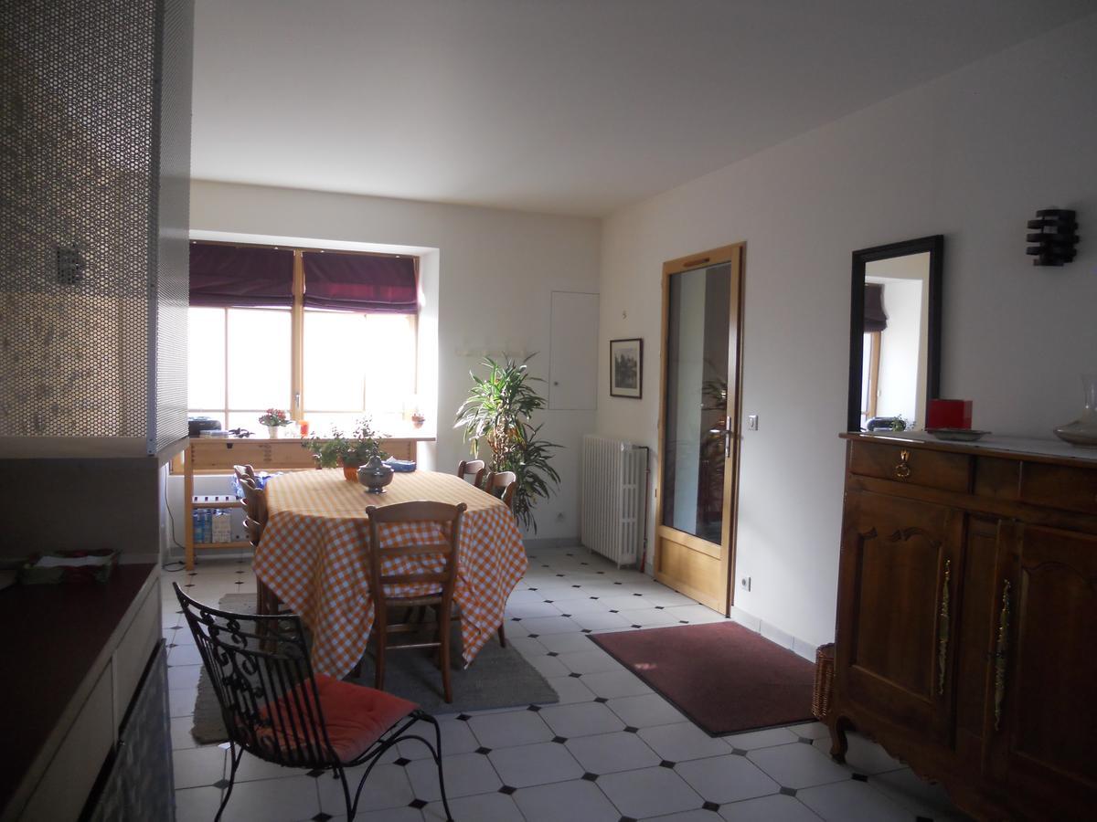 Le Nid D'Hirondelles Bed & Breakfast Perthes-en-Gatinais Ngoại thất bức ảnh